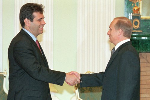 Vladimir_Putin_with_Vojislav_Kostunica_1.jpg